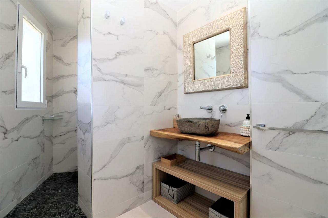Luxurious 2-Bedroom Apt With Stunning Views, 1St Line On Levante Beach, 베니돔 외부 사진