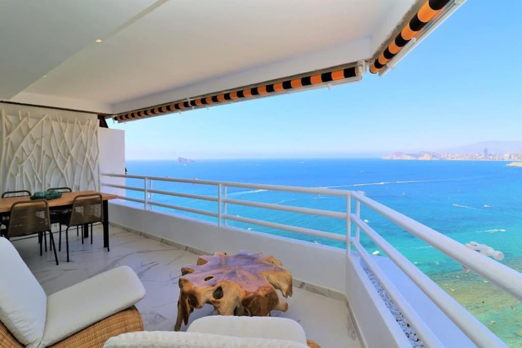 Luxurious 2-Bedroom Apt With Stunning Views, 1St Line On Levante Beach, 베니돔 외부 사진