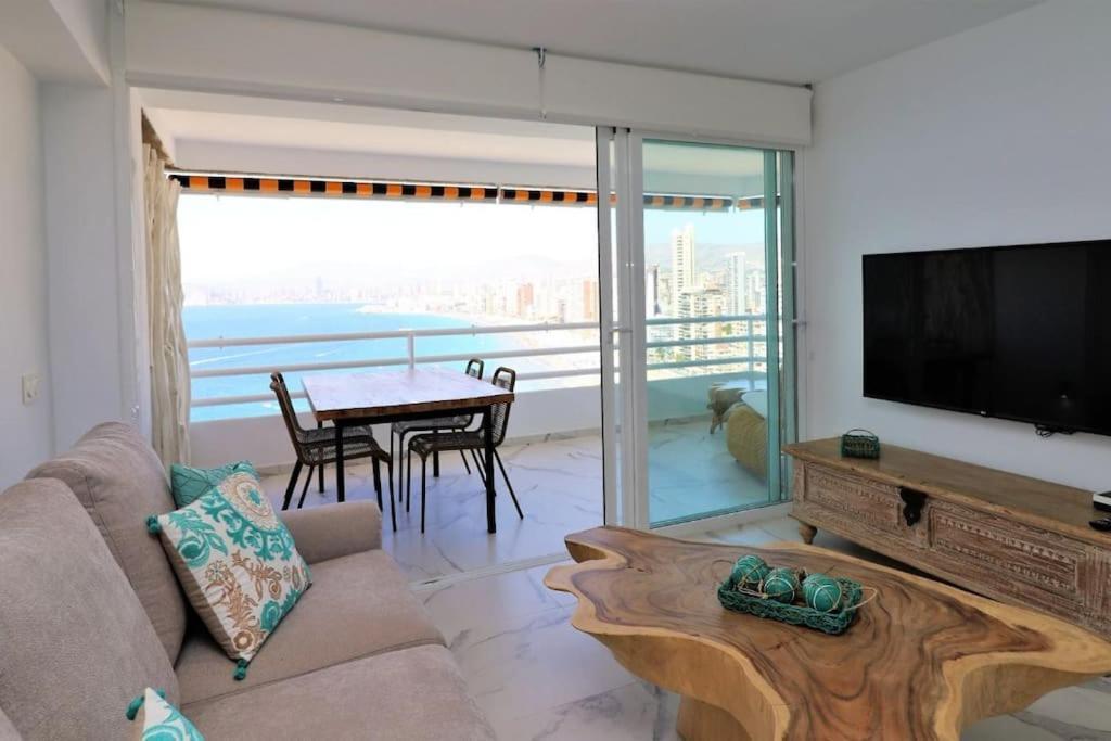 Luxurious 2-Bedroom Apt With Stunning Views, 1St Line On Levante Beach, 베니돔 외부 사진