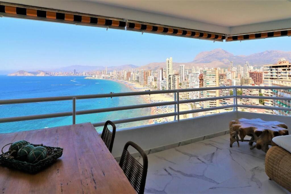 Luxurious 2-Bedroom Apt With Stunning Views, 1St Line On Levante Beach, 베니돔 외부 사진