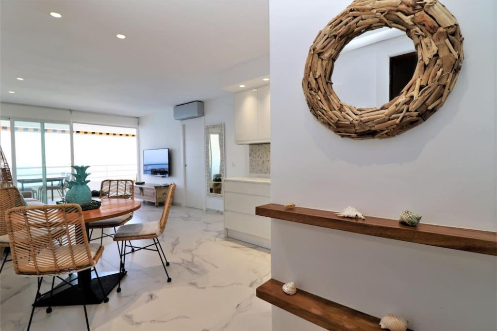 Luxurious 2-Bedroom Apt With Stunning Views, 1St Line On Levante Beach, 베니돔 외부 사진