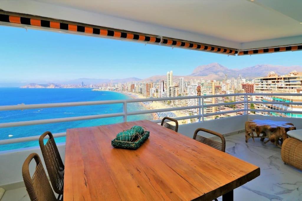 Luxurious 2-Bedroom Apt With Stunning Views, 1St Line On Levante Beach, 베니돔 외부 사진